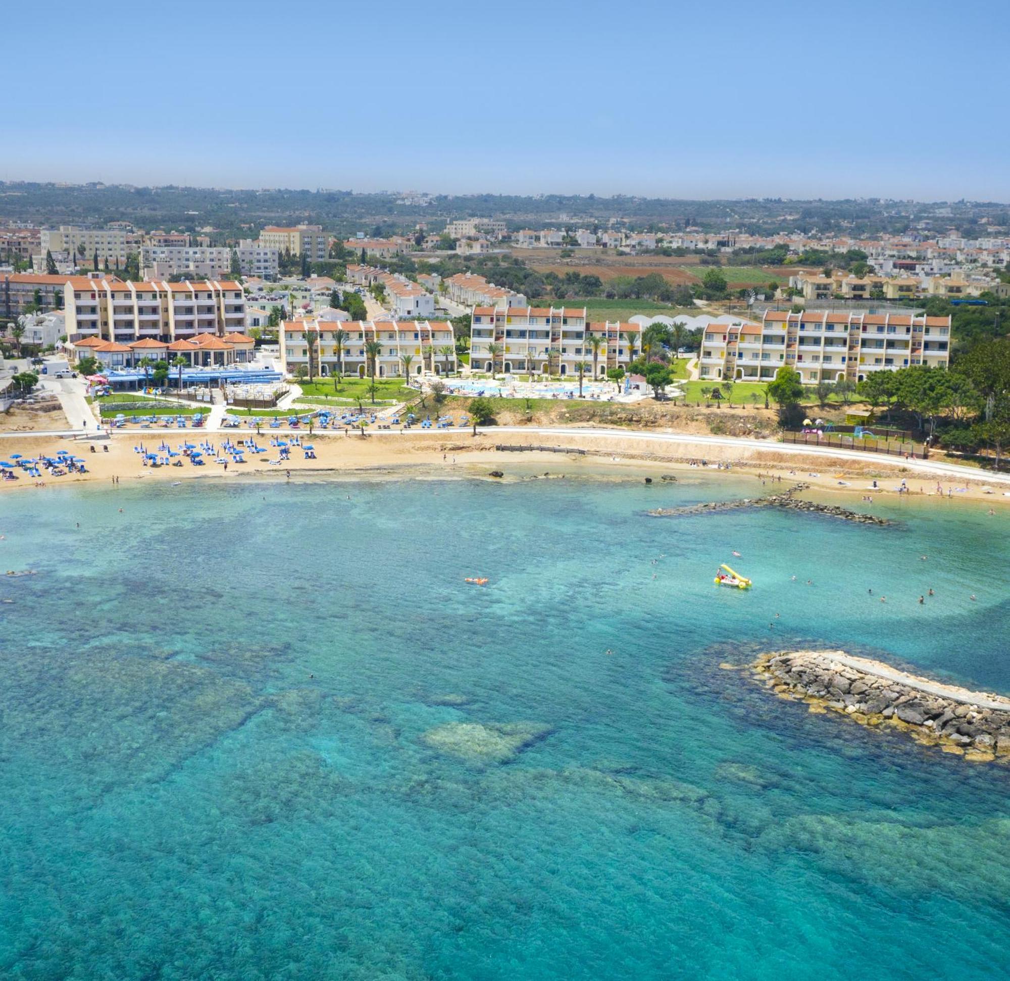 Myroandrou Beach Hotel Apartments Pernera Exteriér fotografie