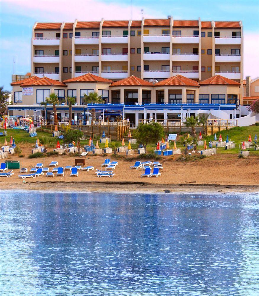 Myroandrou Beach Hotel Apartments Pernera Exteriér fotografie