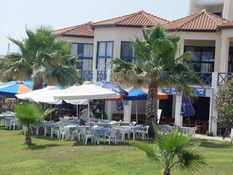 Myroandrou Beach Hotel Apartments Pernera Exteriér fotografie